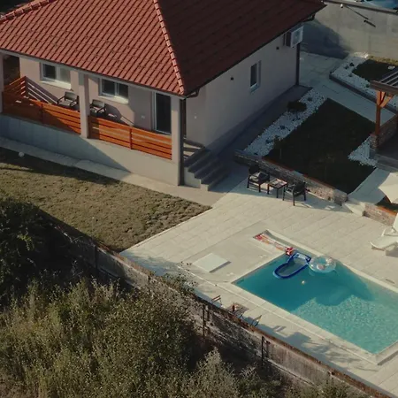 Avalska Bajka Beograd * Ripanj