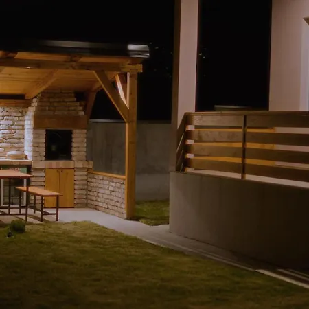 Avalska Bajka Beograd בית כפרי *